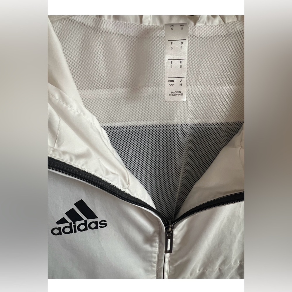 Adidas Men’s Small Tiro Lightweight~Windbreaker**EUC**Full zip jacket - Picture 2 of 5